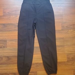 Joggers Lululemon Per free Smoke free home